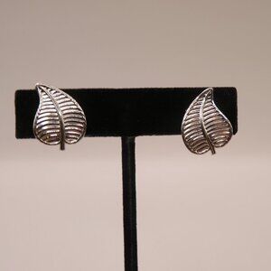 Sterling Silver Leaf Earrings By Loran Sim Screw Back Vintage